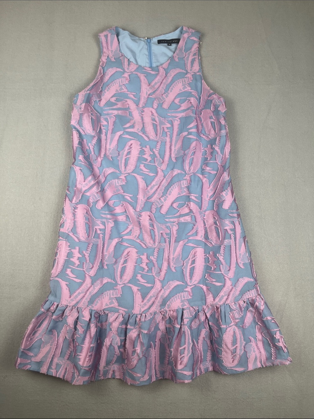 Abbey Glass Sleeveless Blue Dress with Pink Jacquard
Size:  Medium